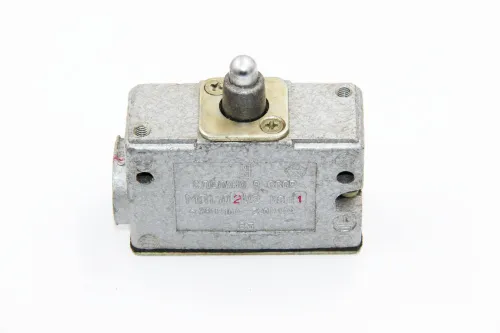 МП1302 У2 исп.1 микропереключатель МП1302 У2 исп.1 микропереключатель